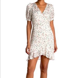 NWT- Lucy Paris- Sabine Floral Puff Sleeve Wrap Dress In White Floral- Size M